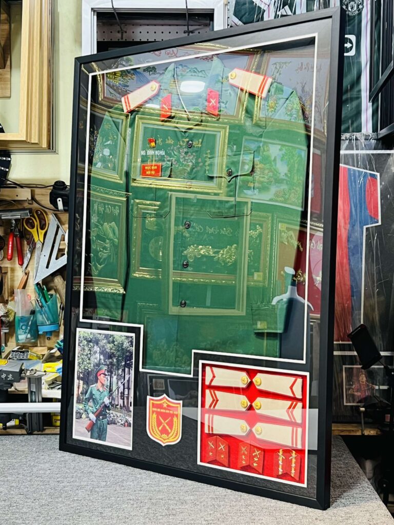 ĐÓNG KHUNG ÁO ĐẤU – KHUNG ÁO BÓNG ĐÁ