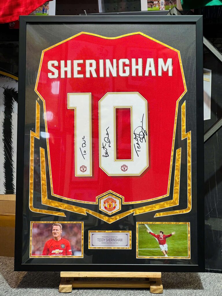 ĐÓNG KHUNG ÁO ĐẤU – KHUNG ÁO BÓNG ĐÁ