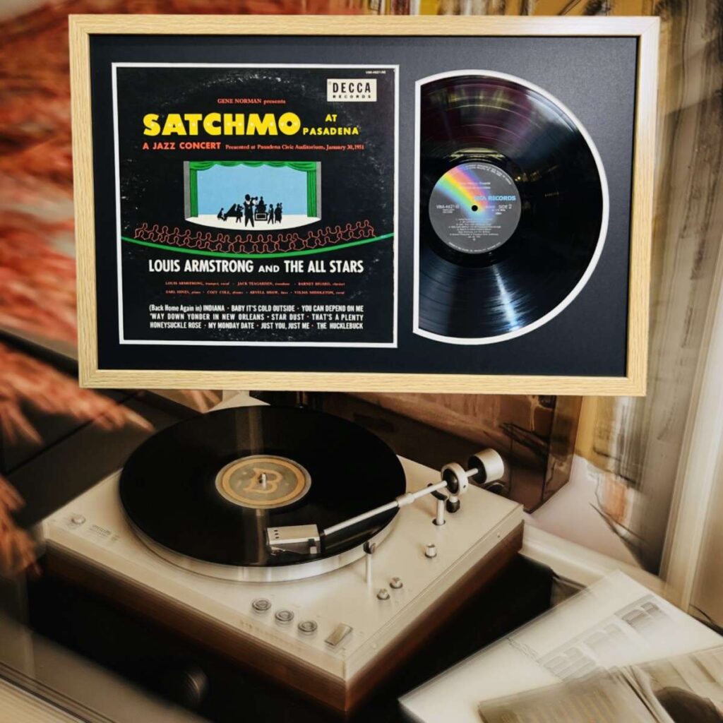 ĐÓNG KHUNG ÁO ĐẤU – KHUNG ÁO BÓNG ĐÁ