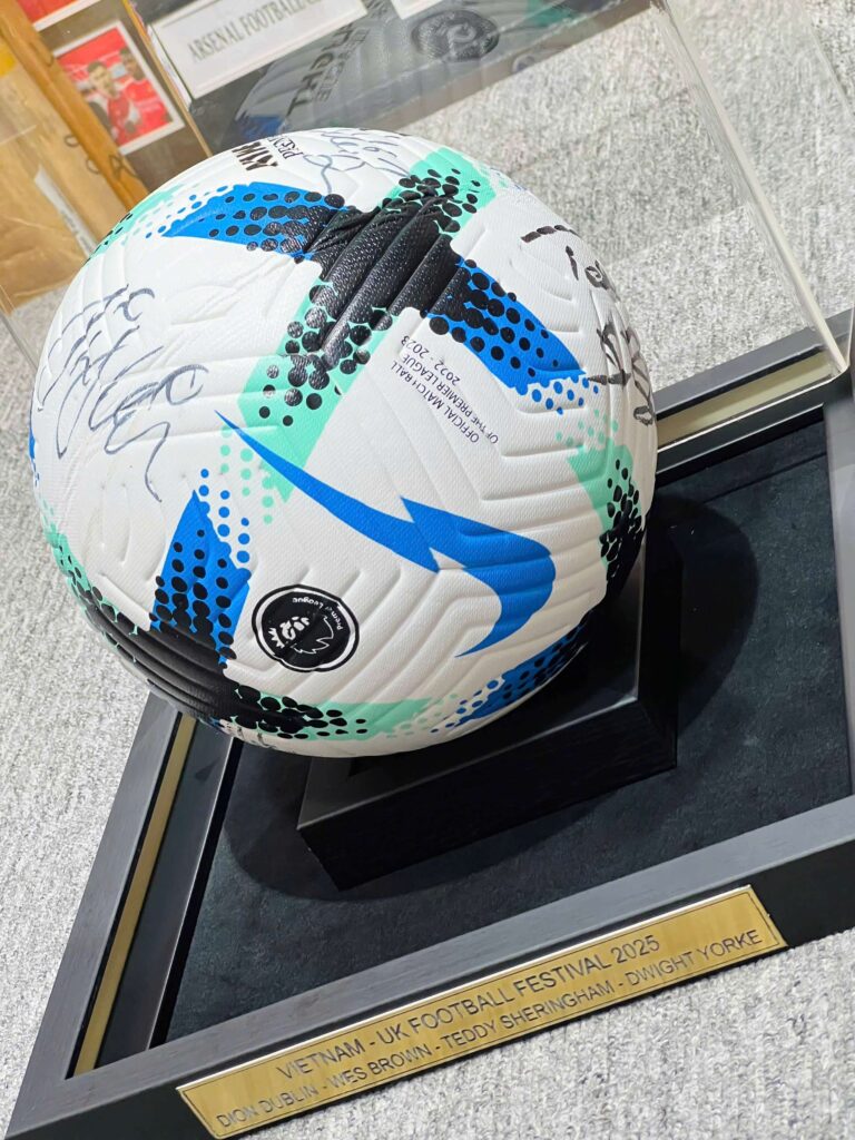 ĐÓNG KHUNG ÁO ĐẤU – KHUNG ÁO BÓNG ĐÁ