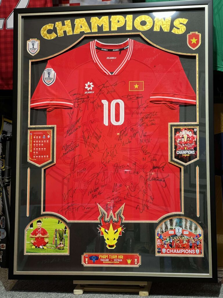 GIÁ CẢ & GÓI DỊCH VỤ ĐÓNG KHUNG ÁO ĐẤU