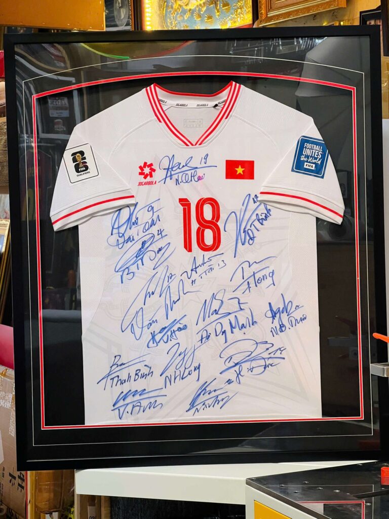 GIÁ CẢ & GÓI DỊCH VỤ ĐÓNG KHUNG ÁO ĐẤU