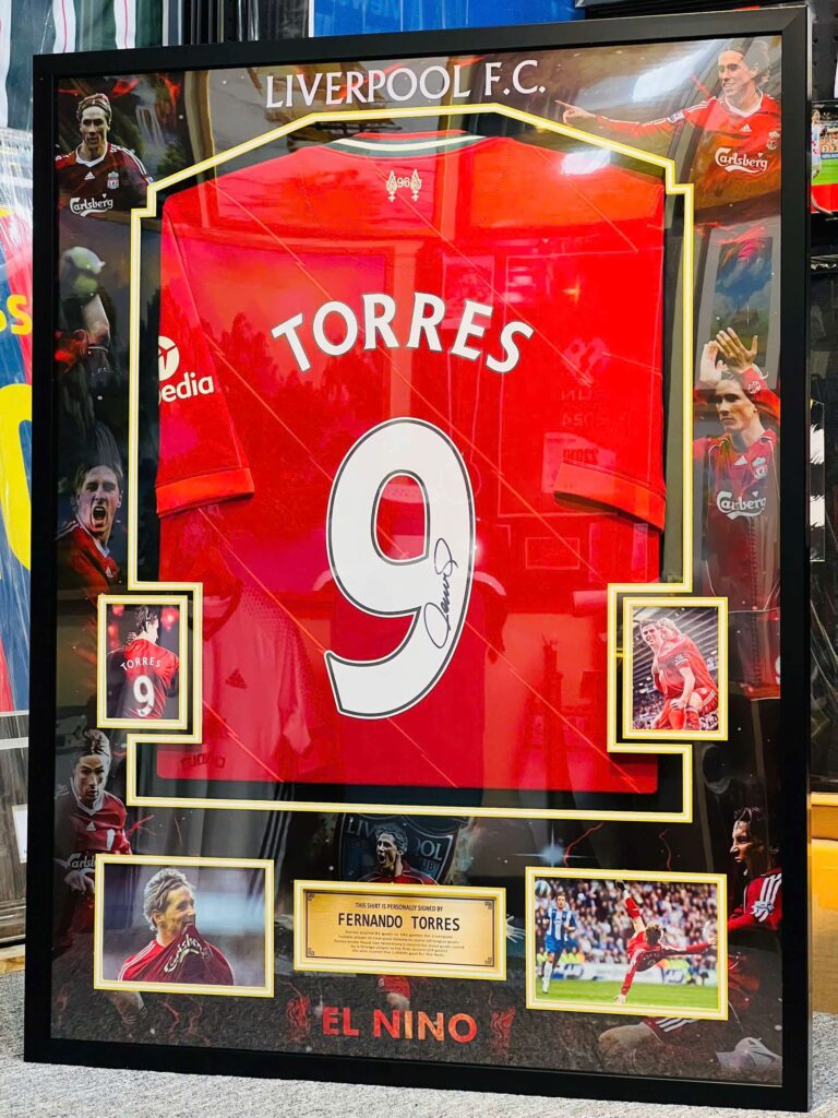 GIÁ CẢ & GÓI DỊCH VỤ ĐÓNG KHUNG ÁO ĐẤU