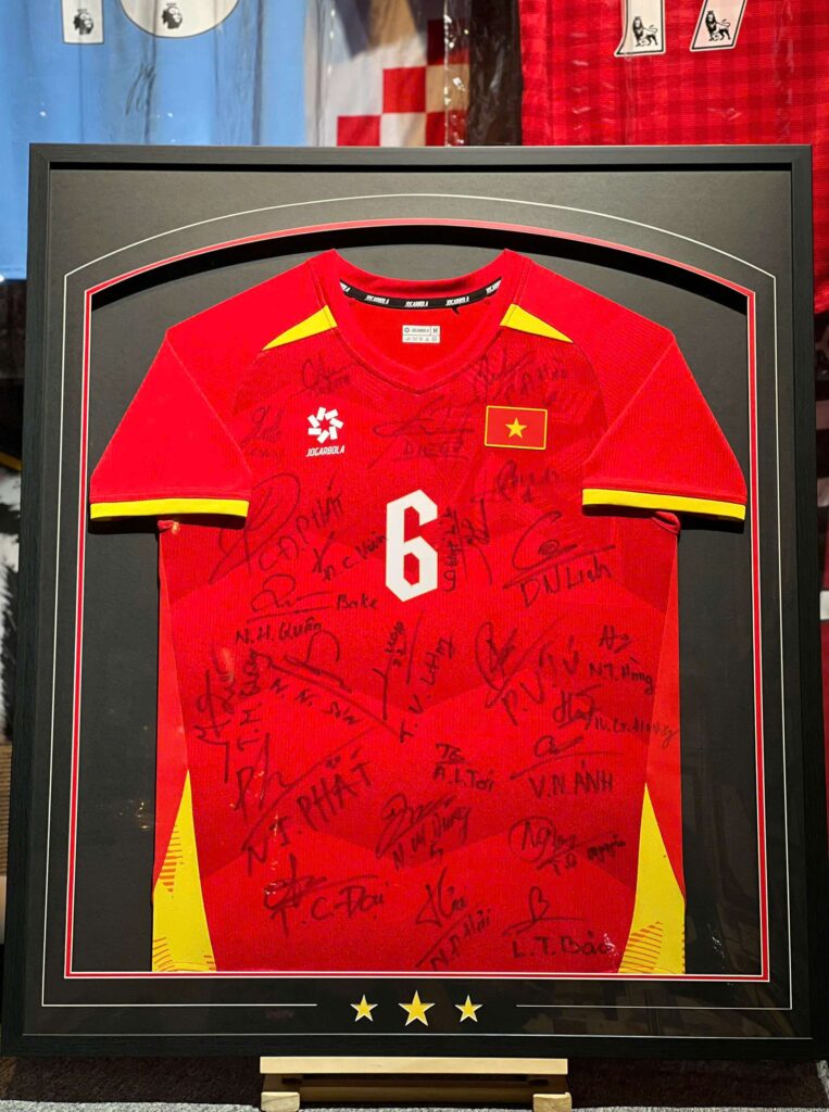 GIÁ CẢ & GÓI DỊCH VỤ ĐÓNG KHUNG ÁO ĐẤU