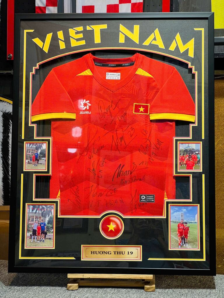 GIÁ CẢ & GÓI DỊCH VỤ ĐÓNG KHUNG ÁO ĐẤU