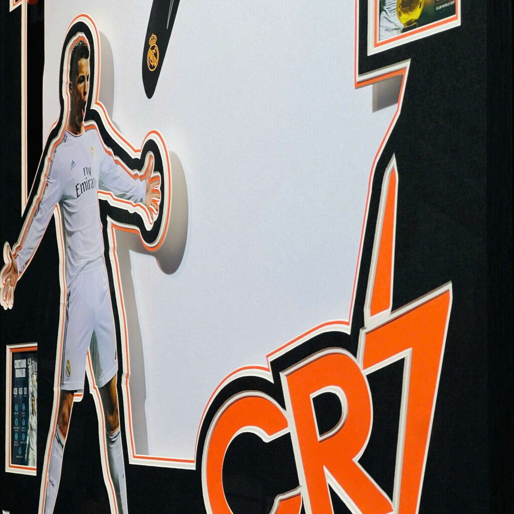 CMC – Bước đột phá công nghệ trong ngành gia công Matboard hiện đại. 3 CMC – Bước đột phá công nghệ trong ngành gia công Matboard hiện đại.