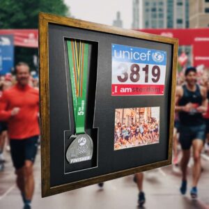 Cách Trưng Bày Chiến Tích Đẹp Mắt Với Khung Huy Chương Thể Thao Tự Lắp Đặt